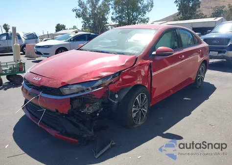 2024 Kia Forte Lxs из США, поврежденный, VIN 3KPF24AD3RE698797